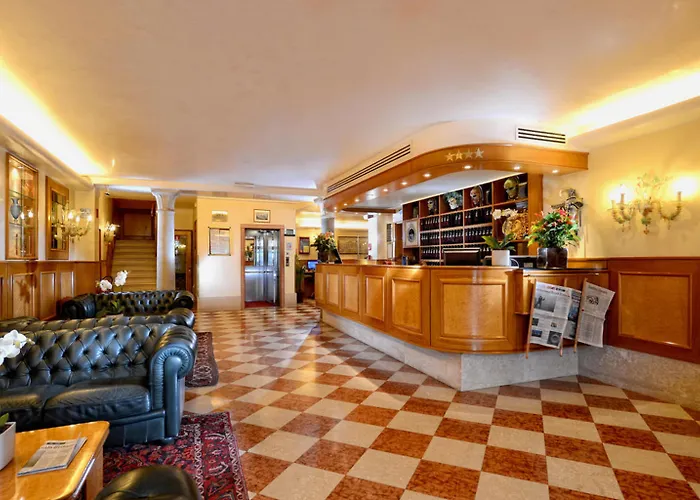 Ca Rialto 3* Венеция