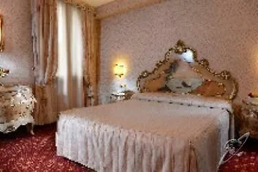 Ca Rialto 3* Venedig